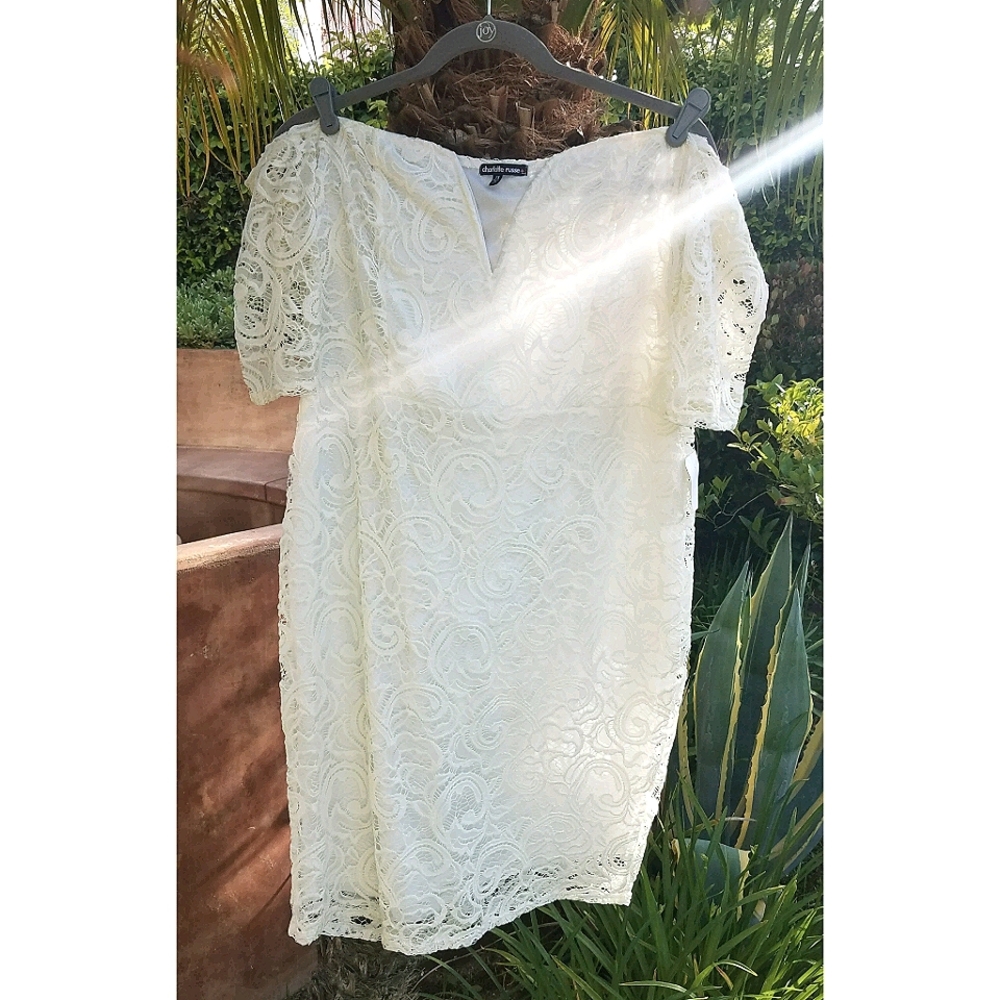 Lace Bodycon Dress w/ Off-the-shoulder Sleeves